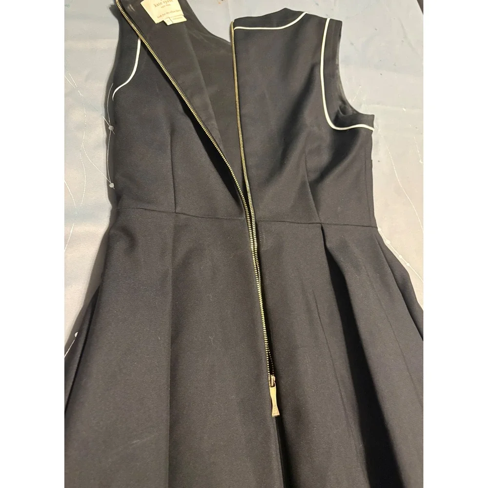 Kate Spade Black Fit and Flare Dress White Piping Gold Back Zip Size 2
